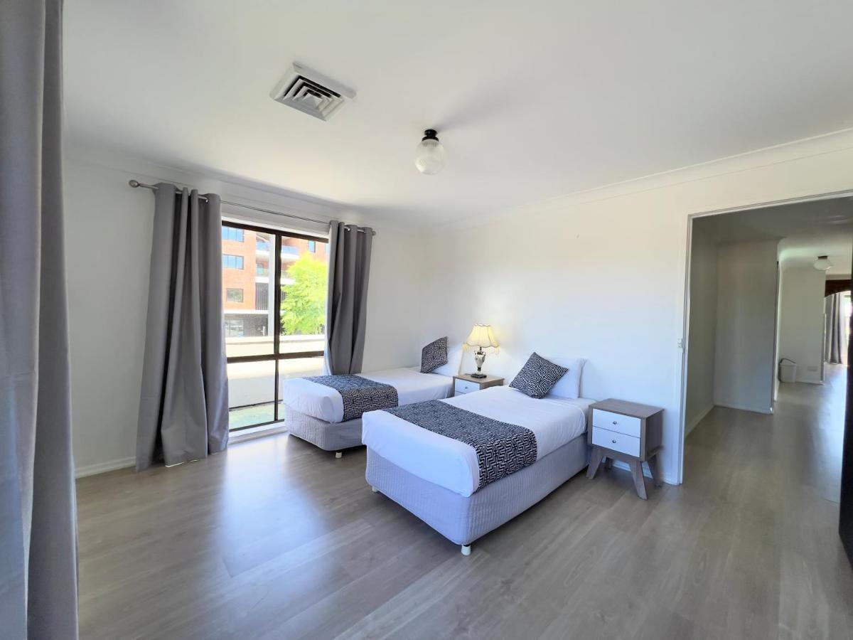 Albury Garden Court Motel מראה חיצוני תמונה