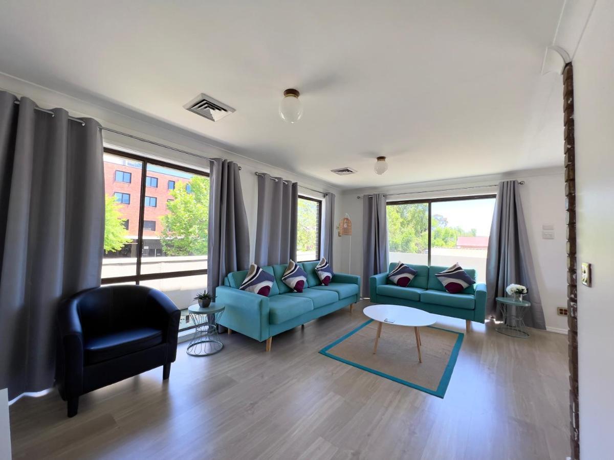 Albury Garden Court Motel מראה חיצוני תמונה