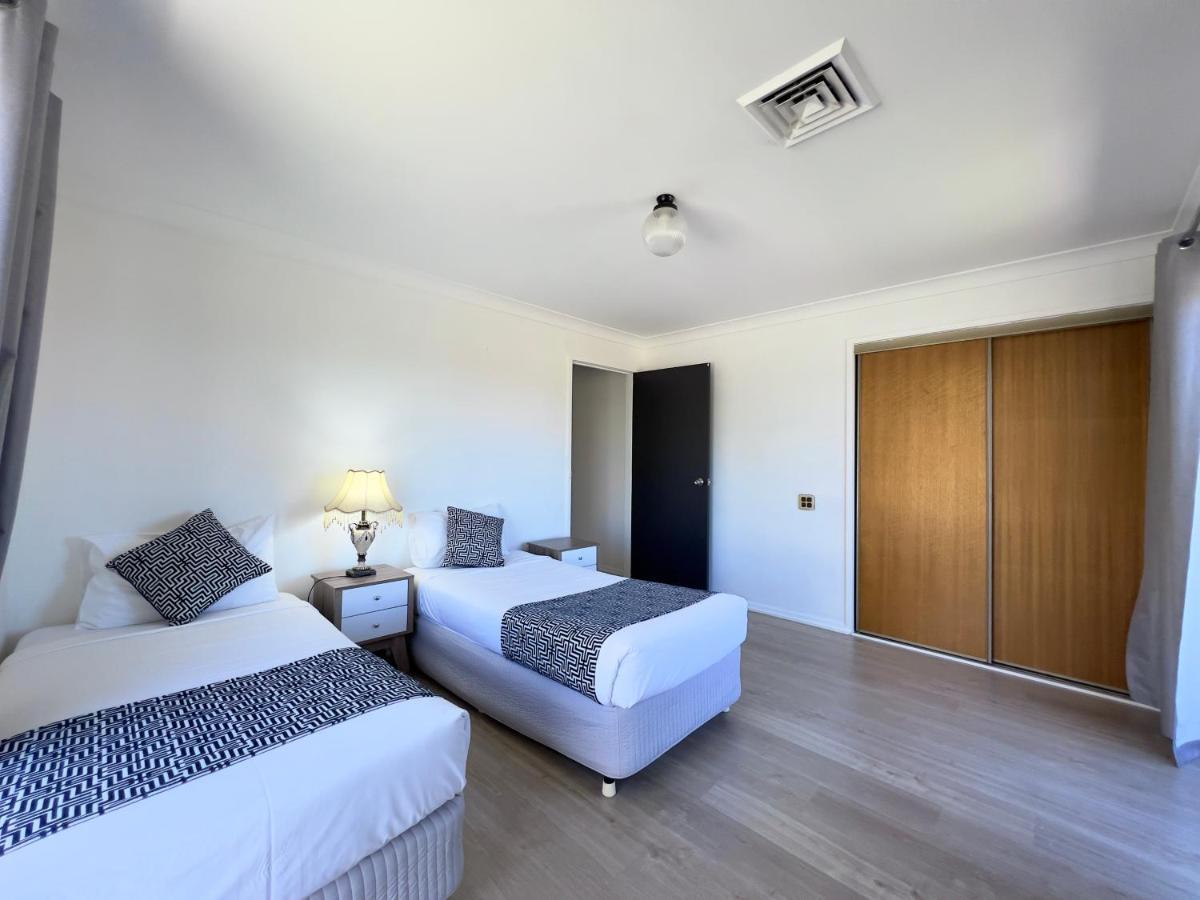 Albury Garden Court Motel מראה חיצוני תמונה