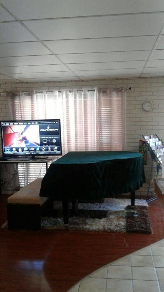 Albury Garden Court Motel מראה חיצוני תמונה